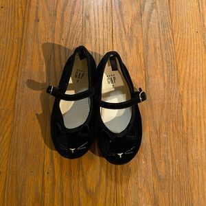 Gap Girls toddler size 7 kitty ballet flats.